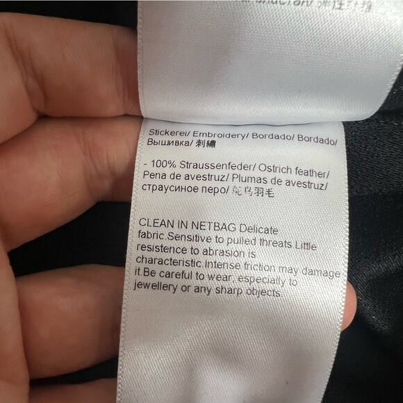 Escada Nayomie ostrich feather embellished top black Sz 32 - Picture 8 of 9